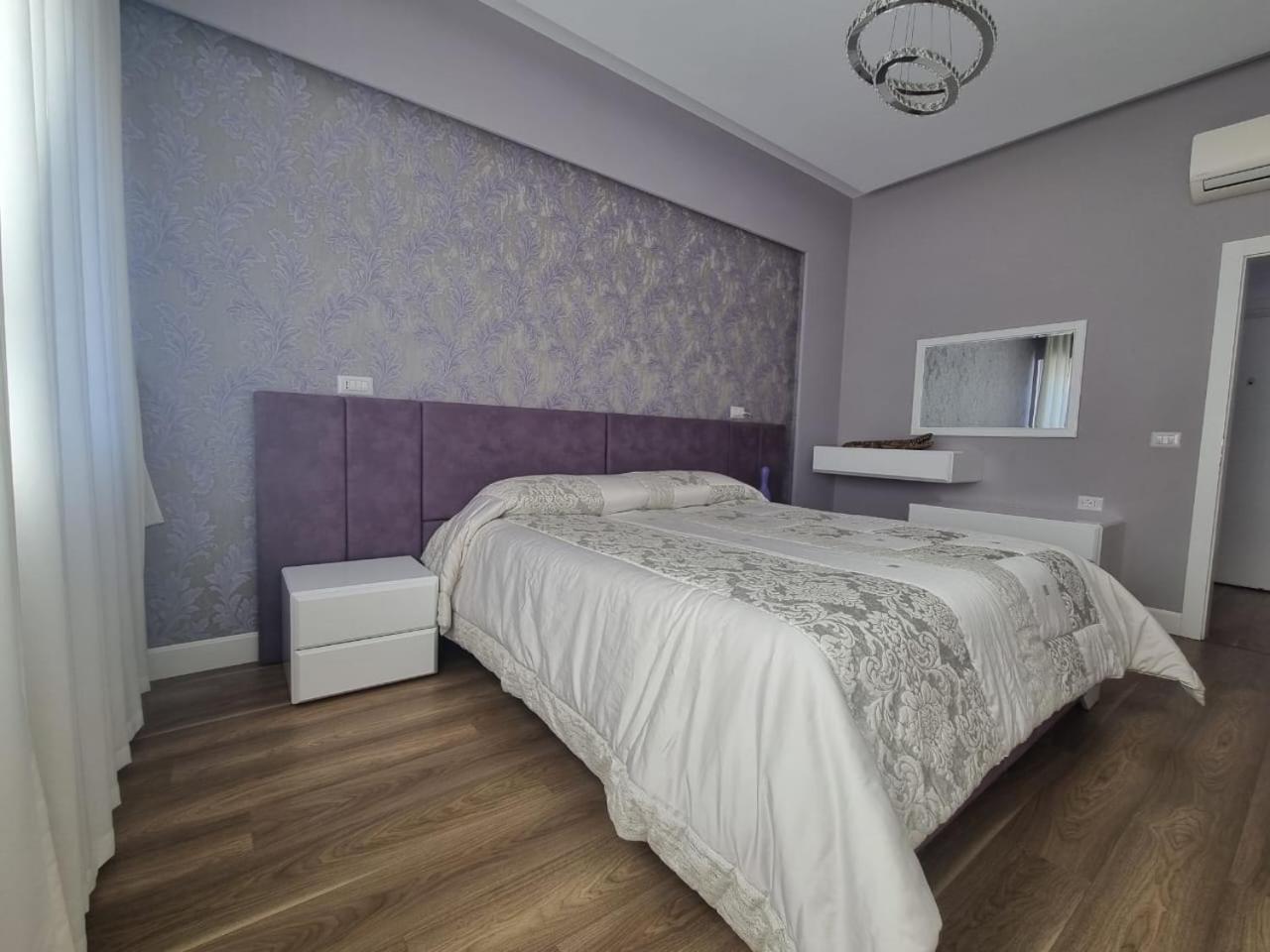 Sea&Sun&Sand Luxury Apartment In Durrës Buitenkant foto