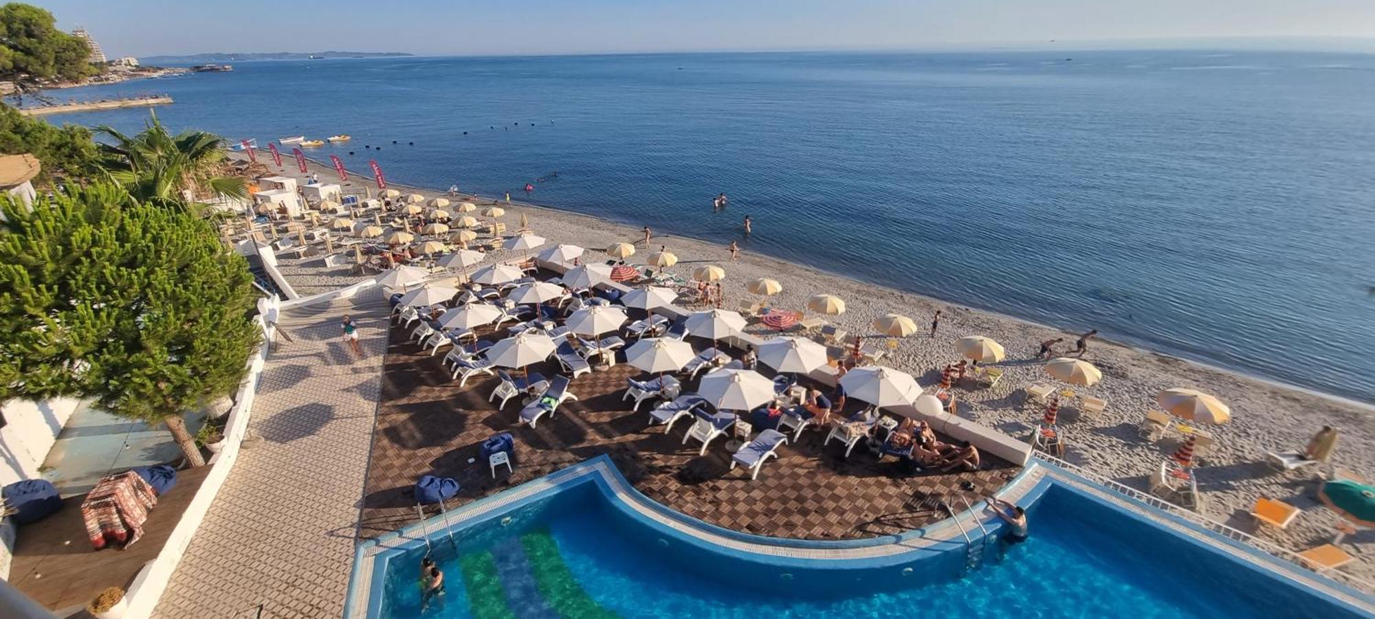 Sea&Sun&Sand Luxury Apartment In Durrës Buitenkant foto